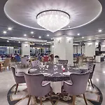 Grand Millennium فندق 5*
