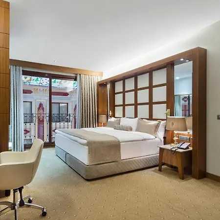 Hotel Grand Millennium