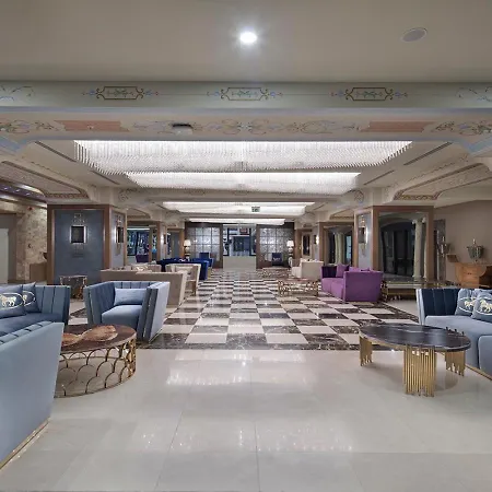 Grand Millennium 5* Konya