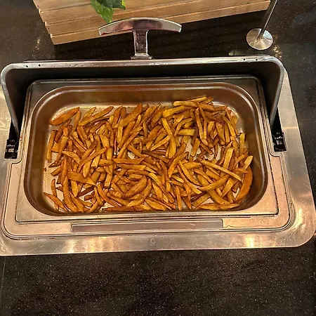 Hotel Grand Millennium