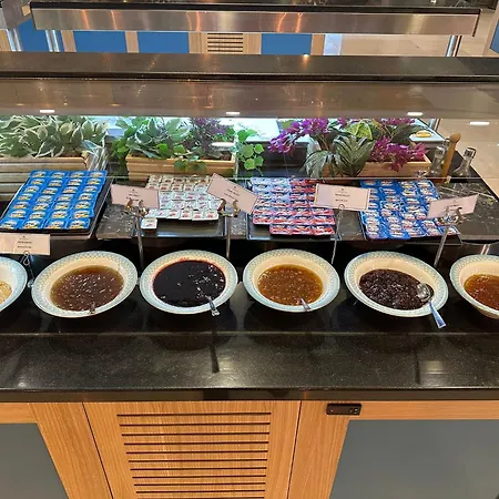 Grand Millennium מלון