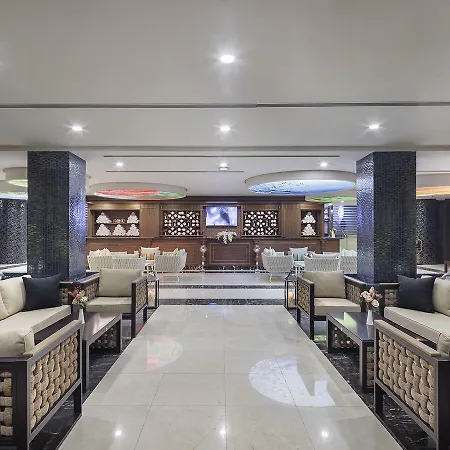 Grand Millennium Hotel 5*