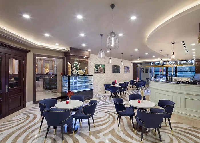 Grand Millennium מלון