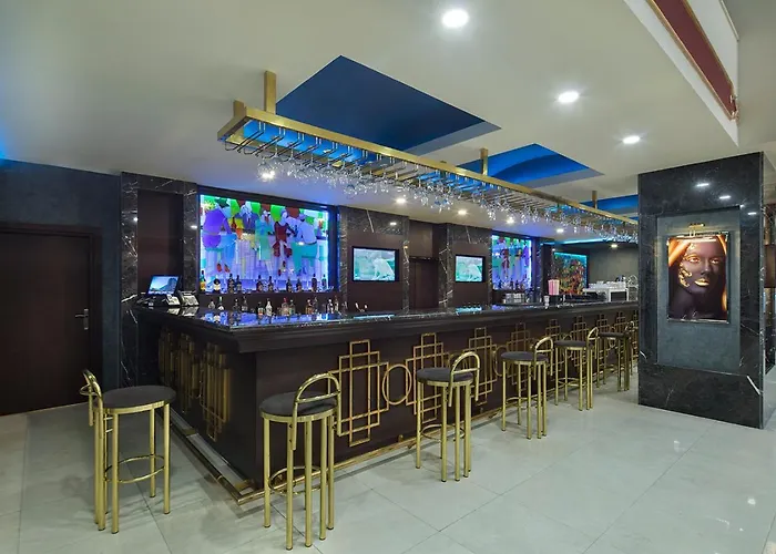 Grand Millennium מלון 5*