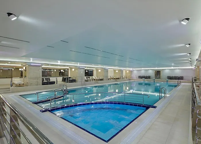 מלון Grand Millennium