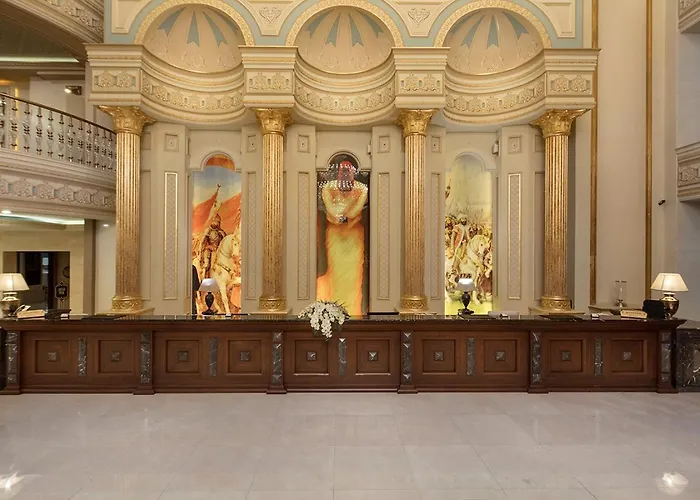 Grand Millennium מלון