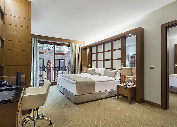 Hotel Grand Millennium 5*